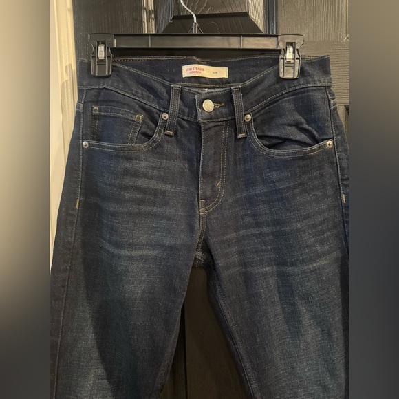 Men's Blue Jeans - Picture 2 of 4